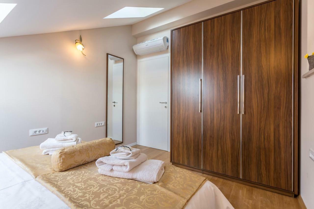 Villa Flores Rogoznica  Exterior foto